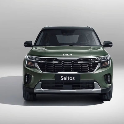 リーズナブルな 2023 Kia Seltos マルチリンクの後ろサスペンションと電気駐車ブレーキ