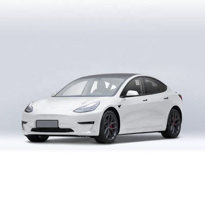テスラ・モデル3 アドバンストブレーキシステム 電気燃料タイプ 最大速度180km/h